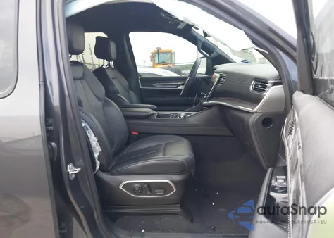 2022 Jeep Wagoneer Series Ii 4X2 from USA, damaged, VIN 1C4SJUBT6NS130672